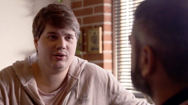 Pedoactivist Nelson doet bizarre uitspraken in de nieuwe aflevering van Danny op Straat