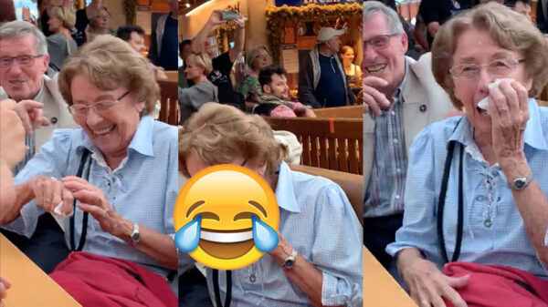 Oma laat zien dat ze d'r wilde haren nog steeds niet is verloren