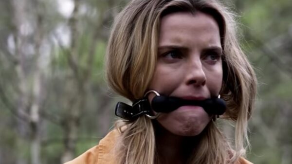 Rijke elite jaagt voor hun plezier op menselijke prooi in heftige trailer "The Hunt"