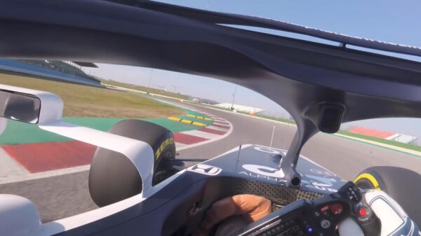 We rijden een stukje mee met de AlphaTauri F1-wagen dankzij POV-beelden van Pierre Gasly
