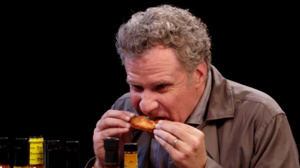 Will Ferrell schuift vandaag aan voor wat extreem scherpe kippenvleugeltjes