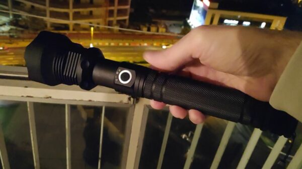 De Xanes 1282 XHP70 is de zaklamp waarvan je niet wist dat je hem wilde hebben