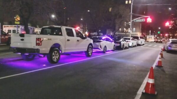 Voor een rood stoplicht staan is lang niet zo vervelend met muzikale auto's voor je