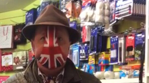 Als je mondkapjes probeert te verkopen maar alleen nog lingerie hebt