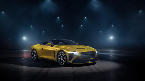 Voor anderhalf miljoen koop je de ultieme cabrio: de Bentley Mulliner Bacalar