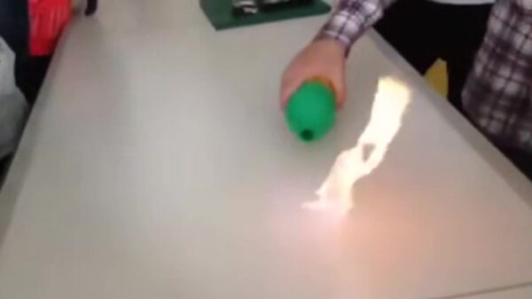 Duitse leraar gooit nog even wat extra olie op het vuur