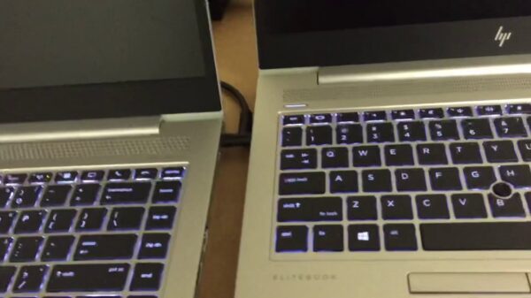 IT-verkopers hebben net iets teveel lol met hun voorraad laptops
