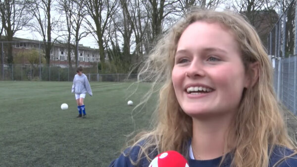 Maak kennis met het allerslechtste vrouwenvoetbalteam van Nederland