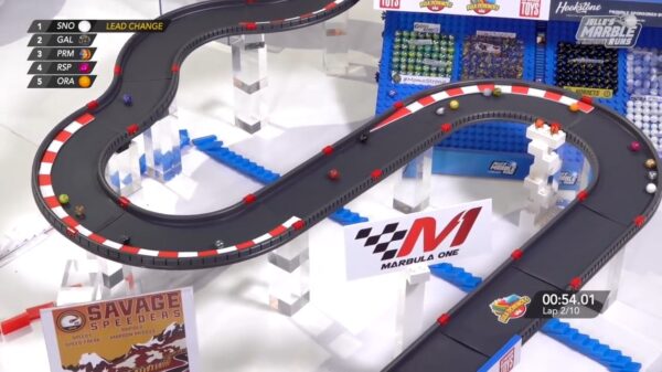 Marbula One is de enige sport die niet is afgelast vanwege het coronavirus