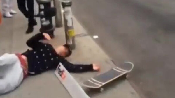 Let altijd goed op of er een ketting hangt