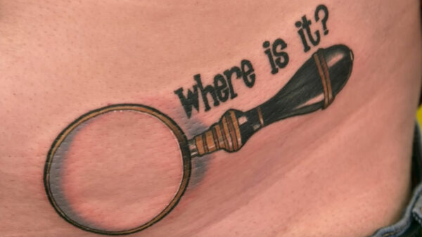 Een compilatie met alle belachelijke tattoos uit het tv-programma “How Far Is Tattoo Far?”