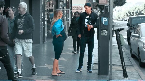 Experiment: zijn mannen in voor een spannend avontuurtje met een hoogzwangere vrouw?