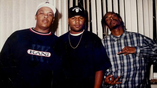 De Corona Lockdown dag 35: 8 relaxte muziekalbums om 4/20 mee te vieren