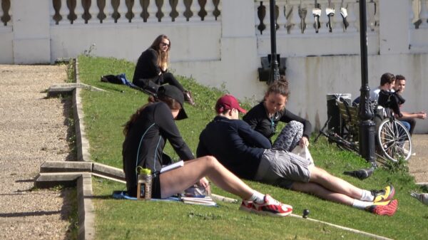 Niet iedereen heeft het concept "thuisblijven" even goed begrepen