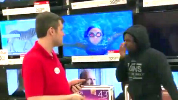 Mensen als geintje in het gezicht hoesten en zeggen dat je corona hebt is nooit grappig