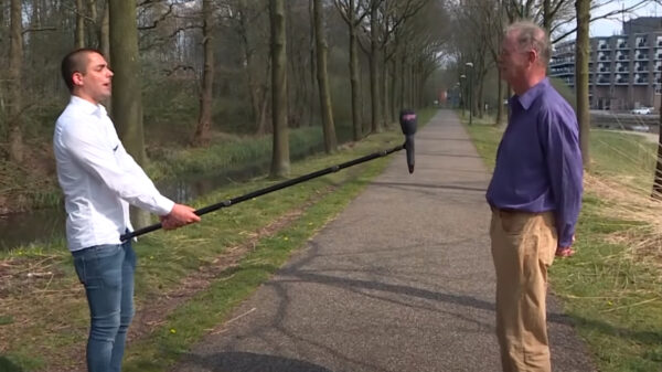 Slijptol in gesprek met grootste complotdenker van Nederland: 'Corona komt door 5G'