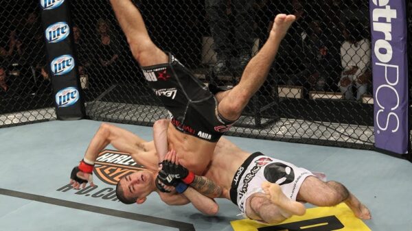 Een compilatie met alle snoeiharde 'slam finishes' in de UFC everooit