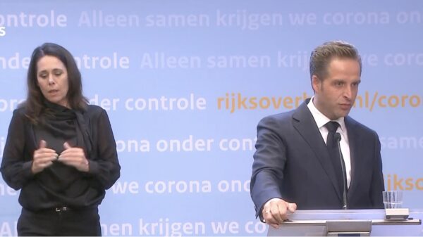 LIVE: persconferentie na crisisberaad 15 april over het coronavirus in Nederland