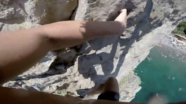 Rots werkt niet mee met klimmer