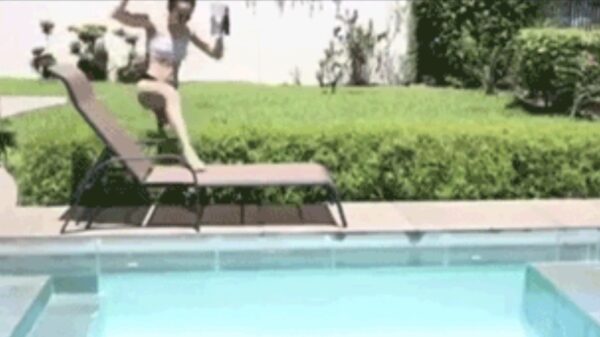 Gifdump: een verzameling van 37 iets te ambitieuze dames