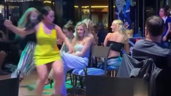 Stoelendans verloopt soms behoorlijk gewelddadig