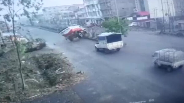 Tankwagen doet een letterlijke tankslapper