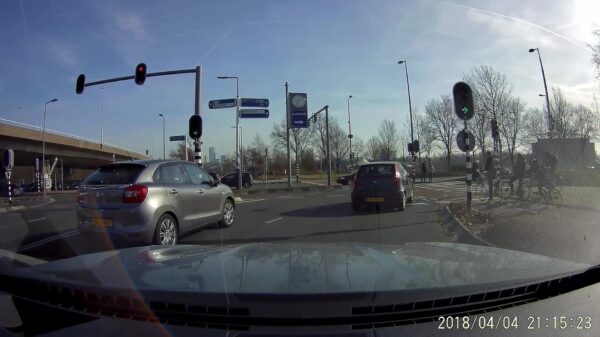 Evenwichtsloze wielrenner maakt kennis met de zwaartekracht