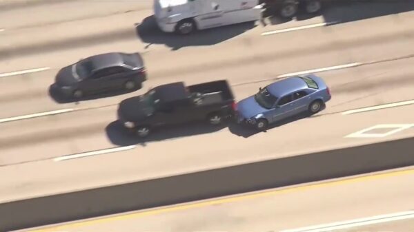 Achtervolging eindigt met crash tegen rijdende truck