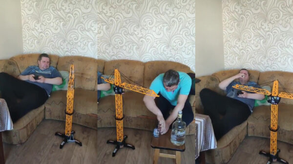 Kraanbestuurder weet zich in quarantaine prima te vermaken