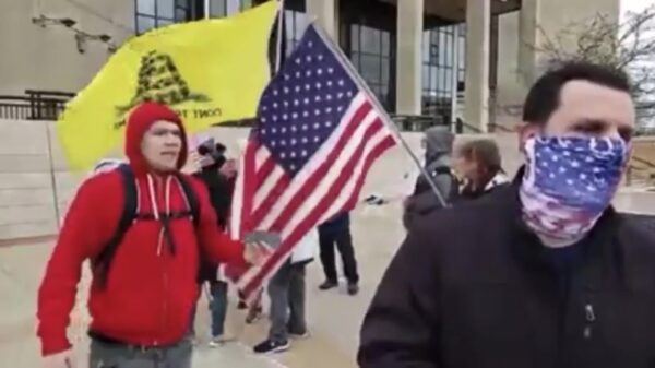 Even je mening ventileren tijdens een liveverslag van een demonstratie