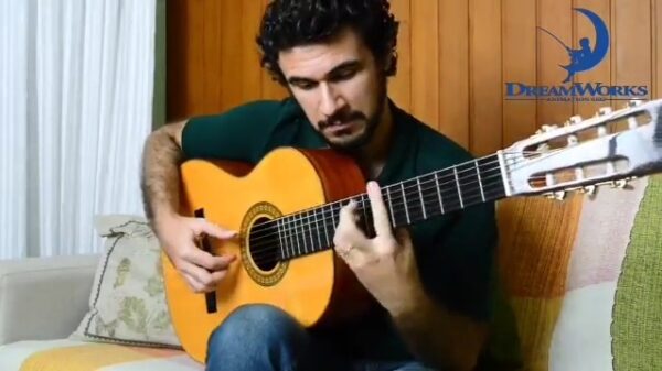 Muzikale eindbaas doet even alle filmintro-tunes op zijn gitaar