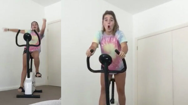 Het hometrainermeisje uit de oude en ook behoorlijk pijnlijke doos