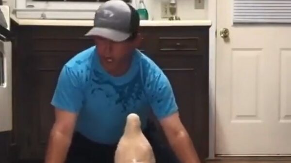 De Mentos-en-cola-challenge zorgt weer voor een slachtoffer