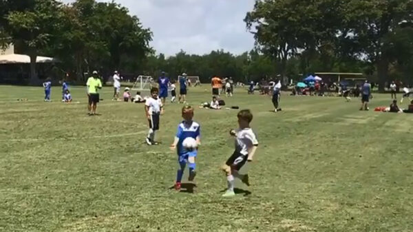 We hebben de nieuwe Messi gevonden: koter maakt ge-wel-dig doelpunt