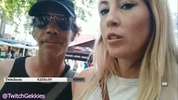 Nederlandse Twitcher wordt tijdens livestream lastiggevallen door naturist