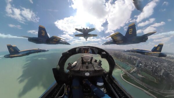 Even een stukje meevliegen met de Blue Angels tijdens een ode aan de zorgmedewerkers