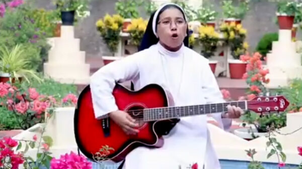 De muzikale monsterhit van de week: CMC Vision - Go Go Go Away Corona