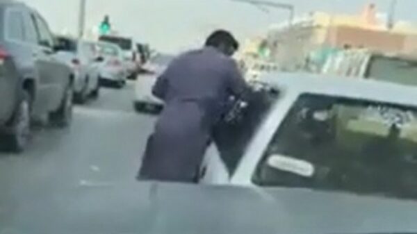 Ook in Pakistan zijn ze niet vies van een ouderwetse road rage