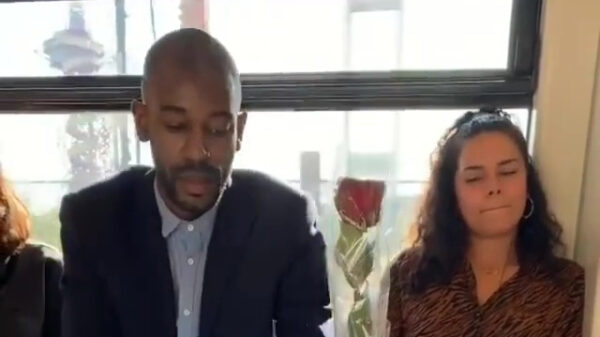 Vrouwen versieren in de trein: zo doe je het