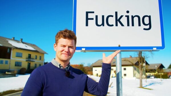 Nicolay Ramm geeft een gortdroge rondleiding door een pittoresk plaatsje