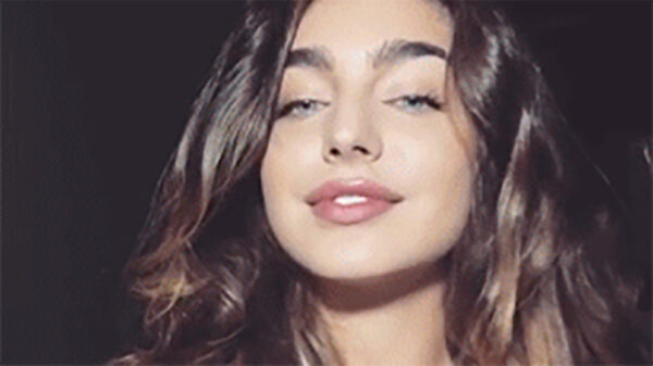 Hyperactieve jongedames bouncen weer vrolijk je beeldscherm af