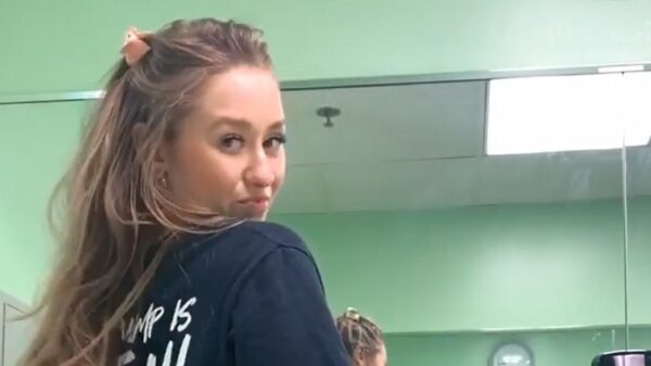 Lijkt mijn kont THICC in deze broek?