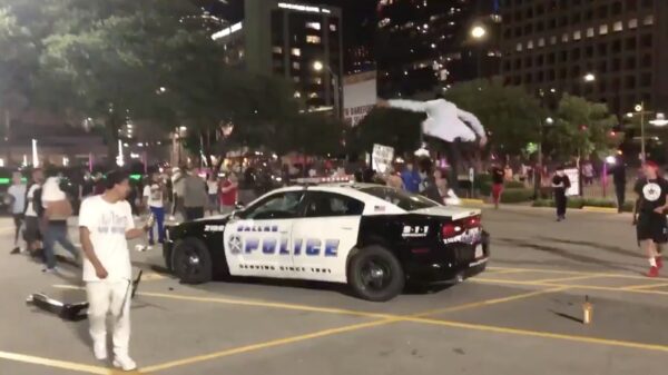 Een nieuwe nacht van rellen op verschillende plekken in Amerika