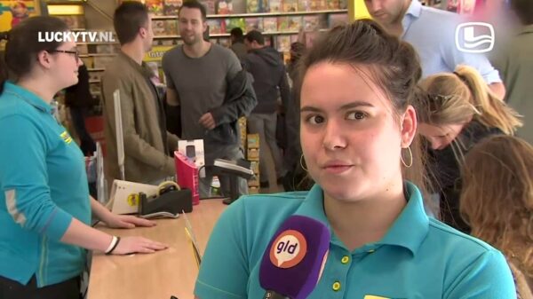 Agressieve koters tijdens inleveren waardebonnen failliet Intertoys