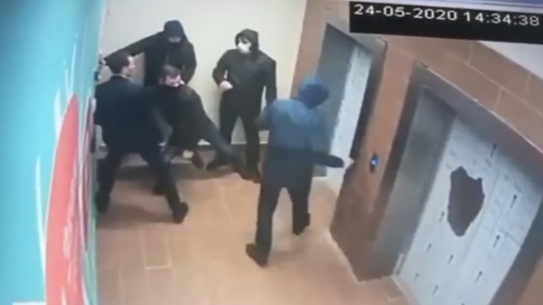 5 Russische overvallers in ondergrondse parkeergarage gearresteerd
