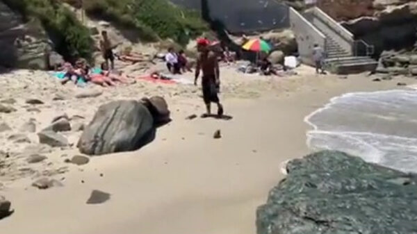 Hey verdomd, dat is helemaal geen rots