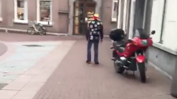 Dat laatste biertje in Oeteldonk had 'ie toch niet moeten doen