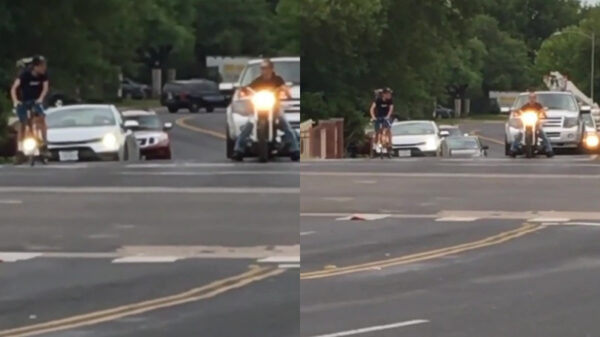 Wielrenner heeft klaarblijkelijk een hekel aan luide motoren