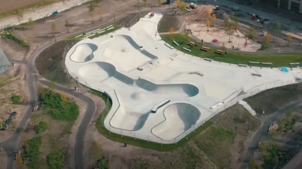 Sick: het grootste skatepark van Nederland ligt in Amsterdam en gaat vrijdag open