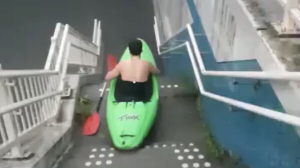 Met je kano de trap af glijden